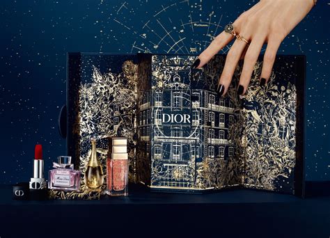 dior ホリデー限定ギフト|DIOR/ディオール 2024年 クリスマスコスメ スウォッ .